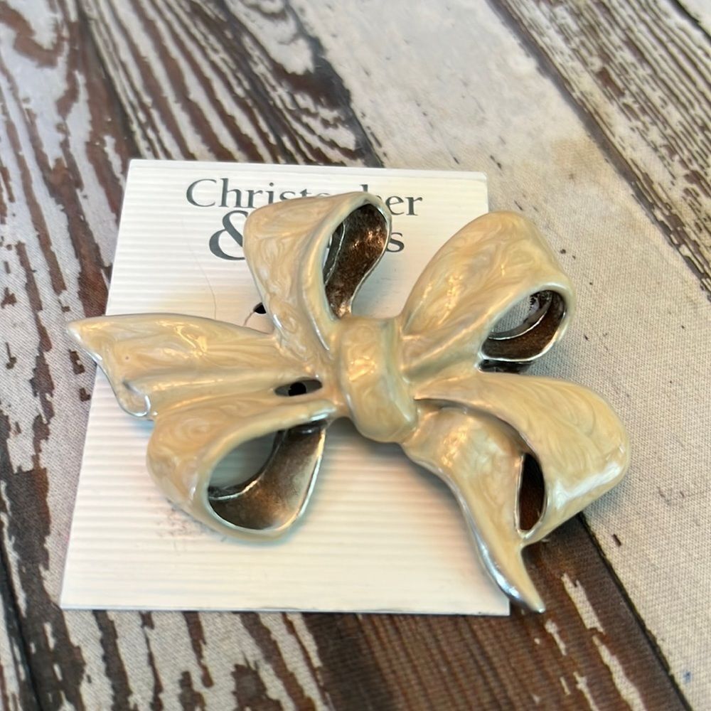 Christopher Banks Ivory Enamel Bow Pin